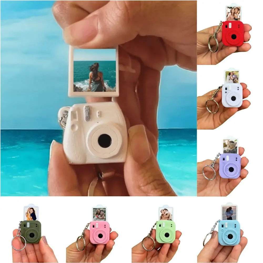 Mini Camera Keychain – 3D Printed Retro Camera Pendant